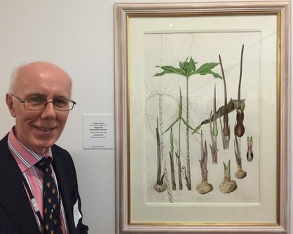 Andrew Brown with his Voodoo Lily in the 'British Artists in the Shirley Sherwood Collection' exhibition at Kew in 2016